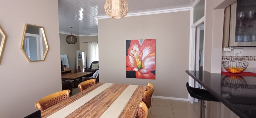 4 Bedroom Property for Sale in Amalinda North Eastern Cape